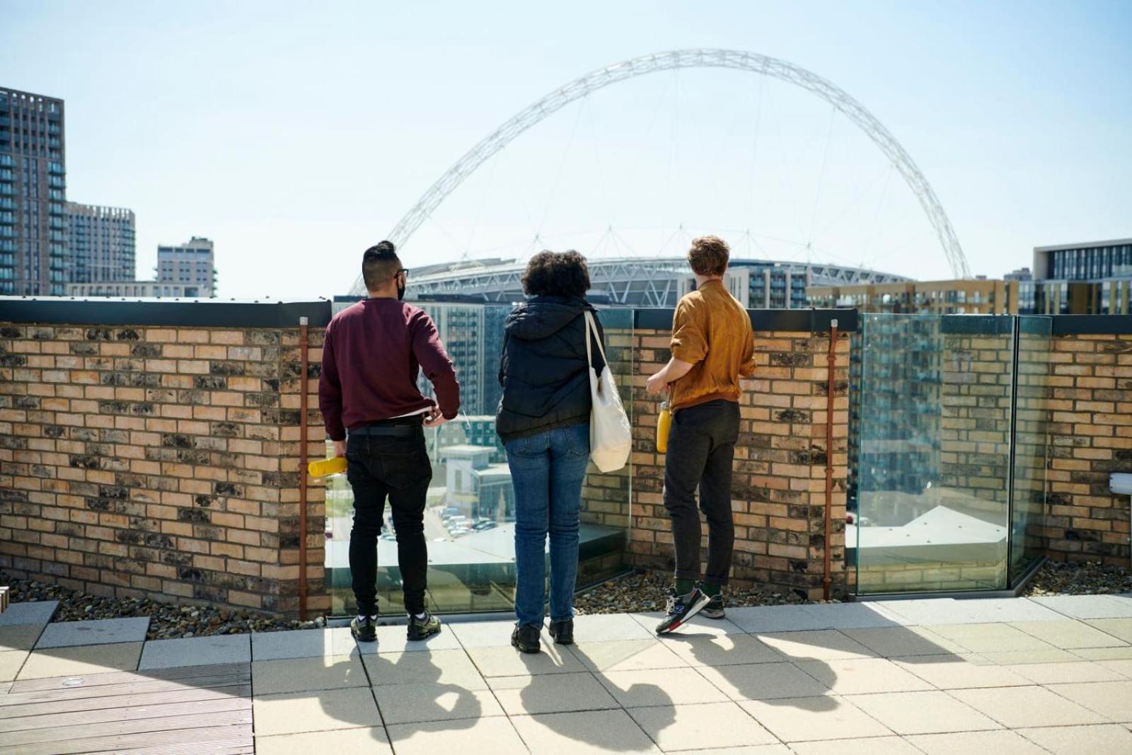 Canvas Wembley In Лондон Экстерьер фото